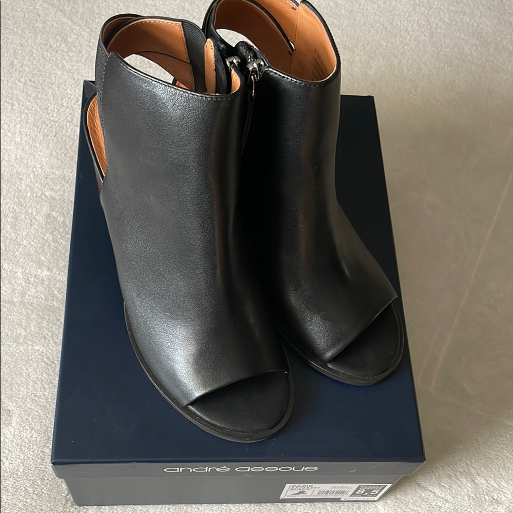 Andre Assous Black Women's Peep Toe Booties NWOT
